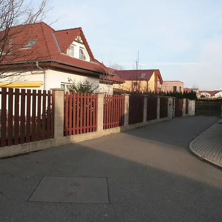 Holiday Home Prague Prŭhonice Room photo
